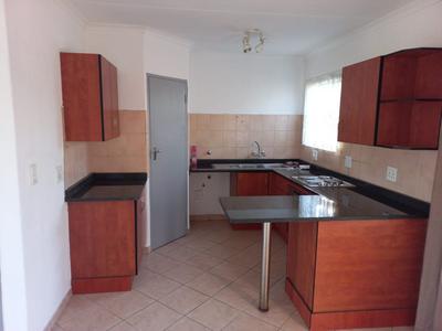 Townhouse For Sale in Andeon Ah, Pretoria