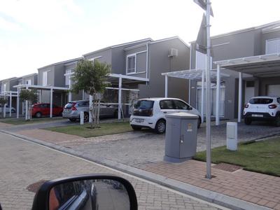 House For Sale in Somerset Lakes, Somerset West