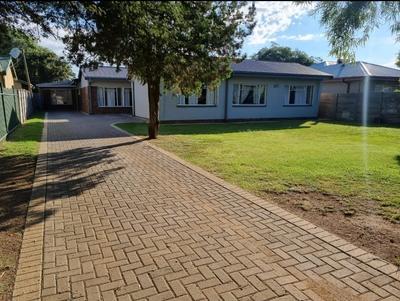 House For Sale in Potchefstroom Central, Potchefstroom