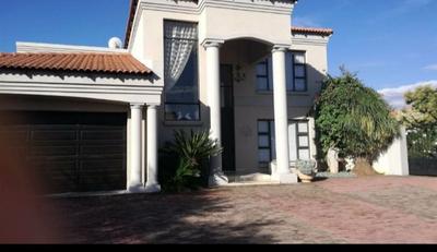 House For Sale in Heuningklip, Krugersdorp