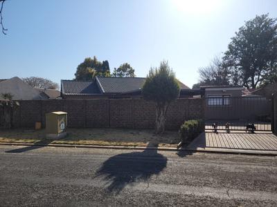 House For Sale in Bonaero Park, Kempton Park