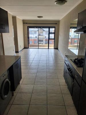 Apartment / Flat For Sale in Oakdene, Johannesburg