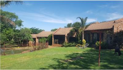Farm For Sale in Ruimsig, Roodepoort