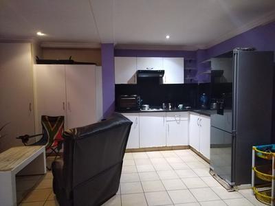 Apartment / Flat For Rent in Durban Central, Durban