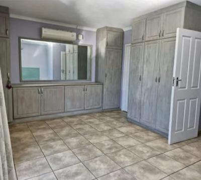 Apartment / Flat For Rent in Sunningdale, Umhlanga