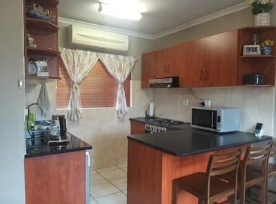 Apartment / Flat For Sale in Waterways, Tongaat
