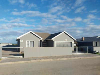 House For Sale in Fountains Estate, Jeffreys Bay
