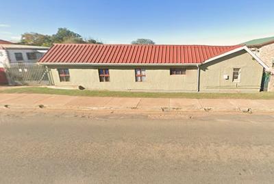 Apartment / Flat For Rent in Jeffreys Bay Central, Jeffreys Bay