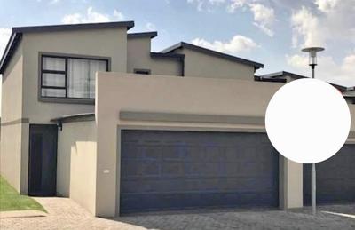 Townhouse For Sale in Ben Fleur, Witbank