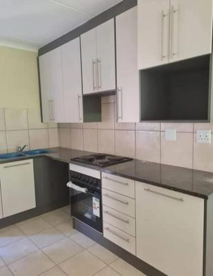 Apartment / Flat For Sale in Rynfield AH, Benoni